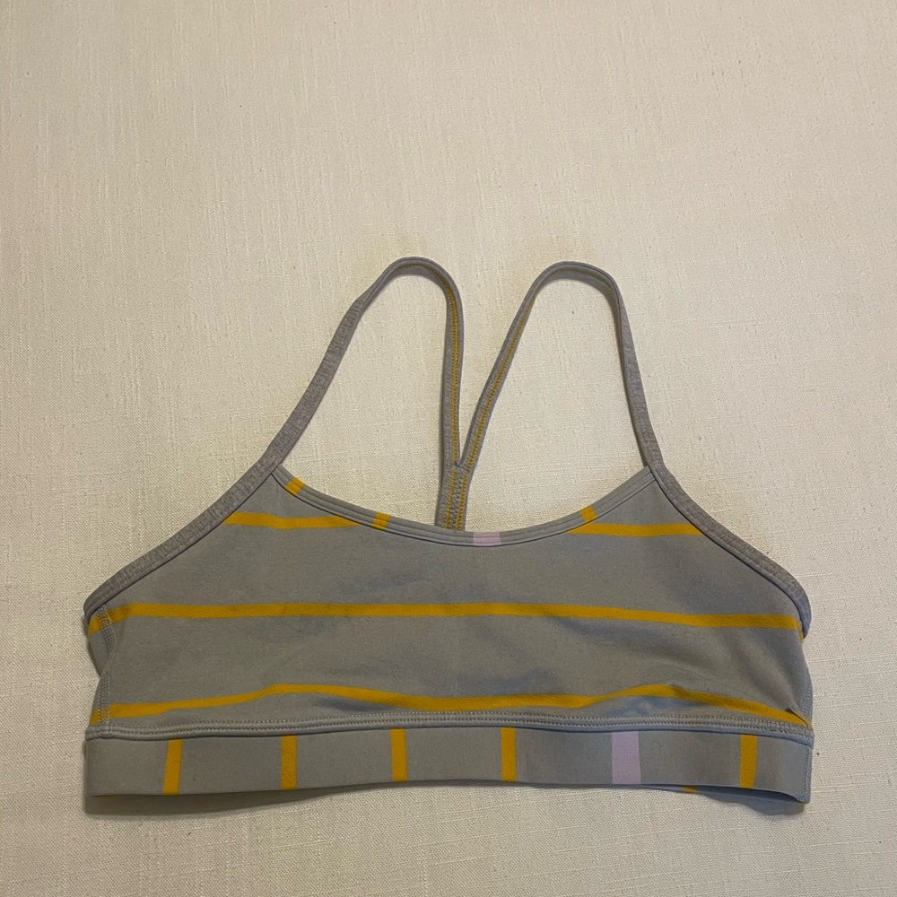 Lululemon flow Y bra size 6